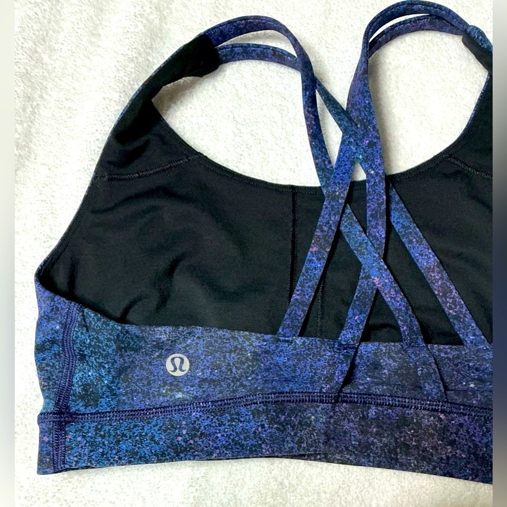 Women Lululemon Athletica Sports Bra  Comfort springless blue and purple size 8 - Picture 4 of 7